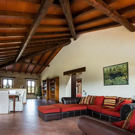 别墅 Tabiano Castello Sleeps 10 With Pool Air Con And Wifi *