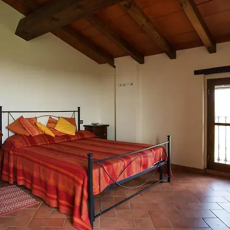 Tabiano Castello Sleeps 10 With Pool Air Con And Wifi *