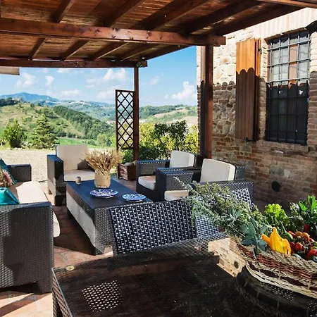Tabiano Castello Sleeps 10 With Pool Air Con And Wifi *