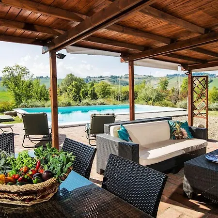 Tabiano Castello Sleeps 10 With Pool Air Con And Wifi Tabiano Terme